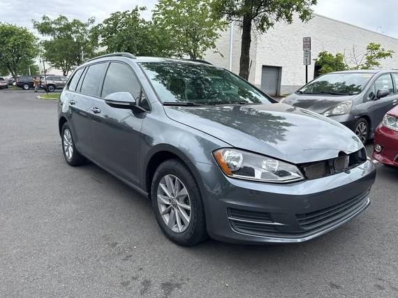 VOLKSWAGEN GOLF SPORTWAGEN 2017 3VWC17AU9HM541509 image